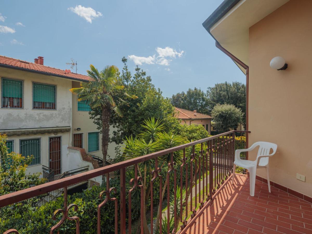 Holiday Home Antonia By Interhome Marina di Pietrasanta Luaran gambar