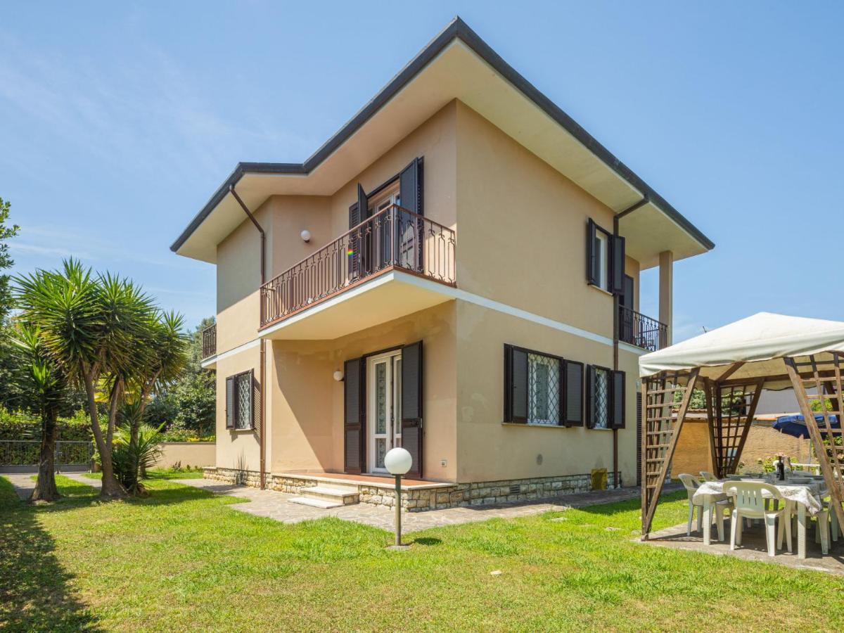Holiday Home Antonia By Interhome Marina di Pietrasanta Luaran gambar