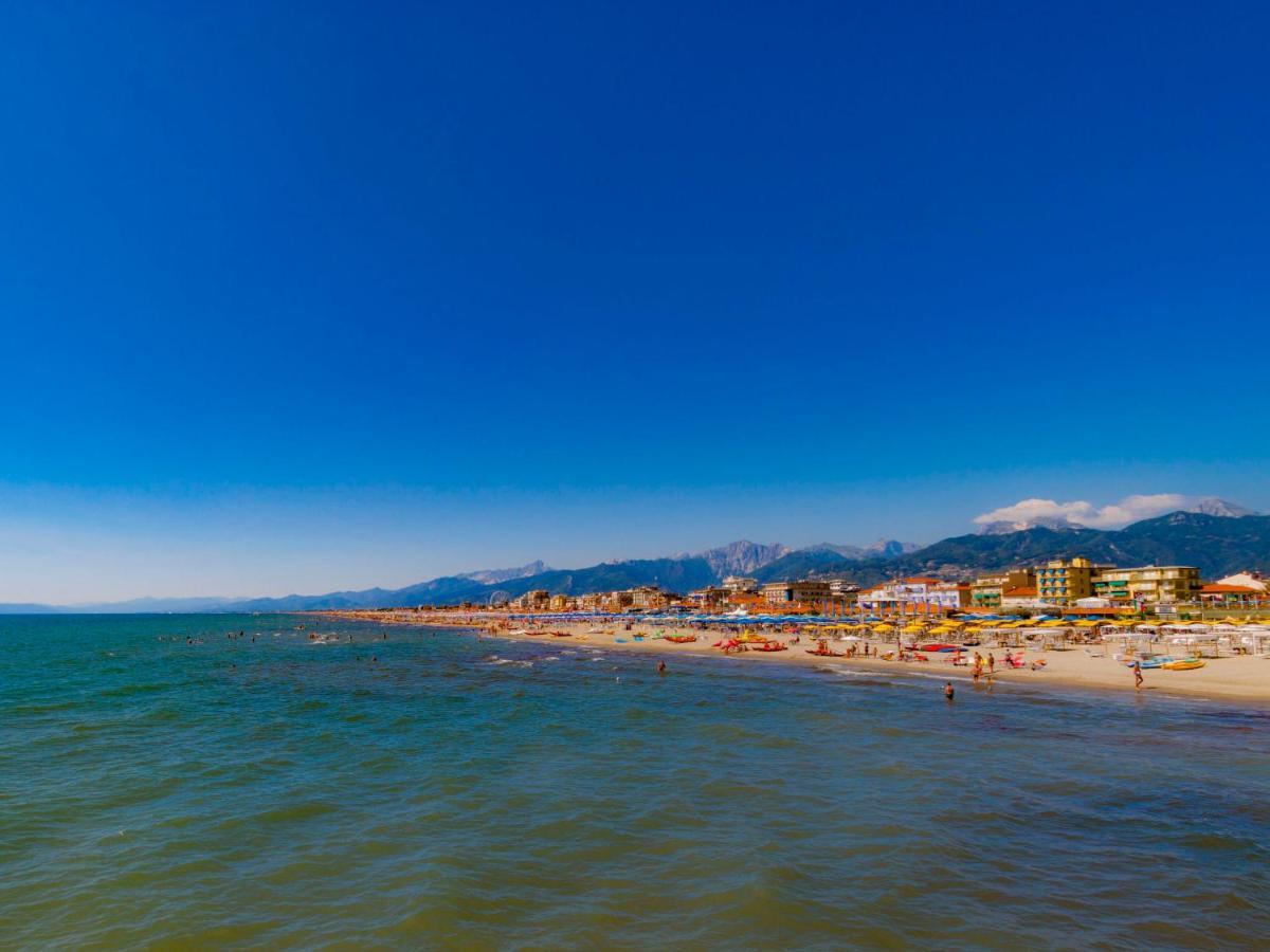 Holiday Home Antonia By Interhome Marina di Pietrasanta Luaran gambar