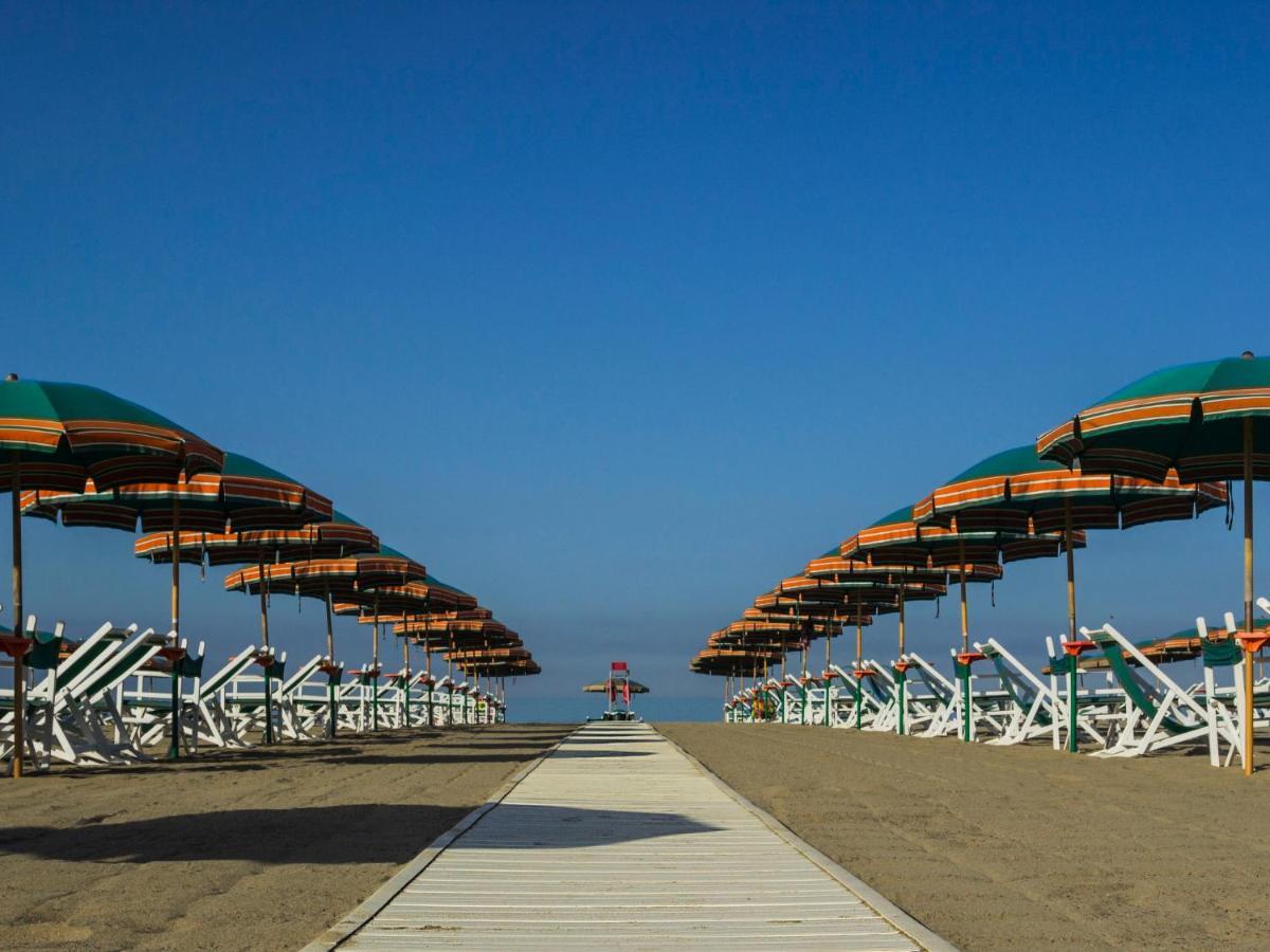 Holiday Home Antonia By Interhome Marina di Pietrasanta Luaran gambar